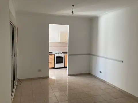 Depto Tipo Casa 2 ambientes con 1 baño