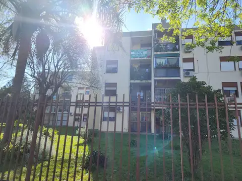 Departamento de 3 ambientes Barrio Macias Grupo 3 escalera 6