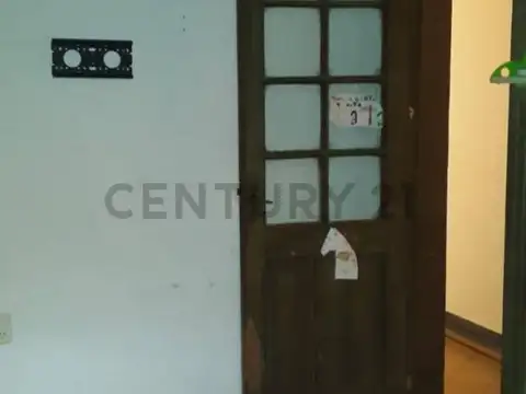 VENTA, ENCANTADOR DEPARTAMENTO CLASICO CON GRAN POTENCIAL EN EL CORAZON DE LA CIUDAD.