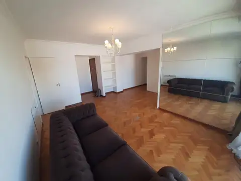 Departamento en Alquiler con 1 cocheras
