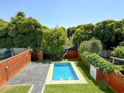 Casa 4 ambientes con 3 baños