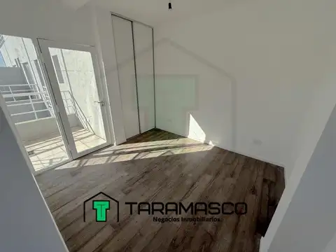 Depto Tipo Casa en Venta de 1 dormitorio
