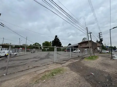 Ruta 8 y Mario Bravo