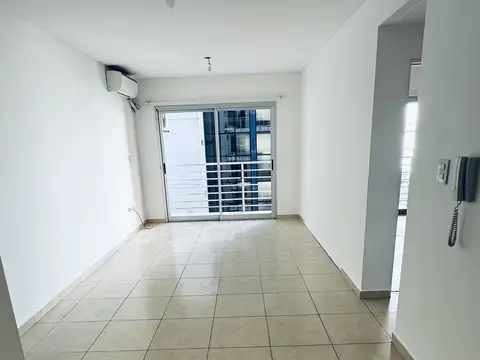 43 800, Piso 3