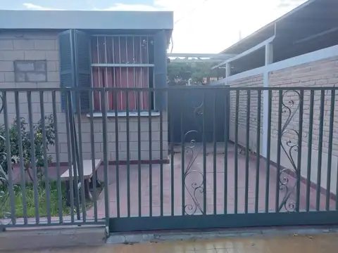HERMOSA CASA EN UBICACIÓN PRIVILEGIADA