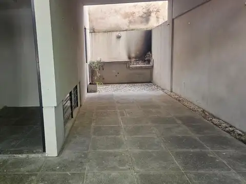 Depto Tipo Casa en Alquiler de 2 ambientes
