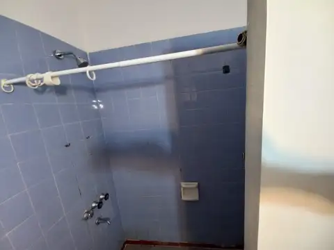 L Burela 2300, Piso pb