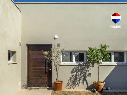CASA A LA VENTA EN VIA AURELIA A ESTRENAR