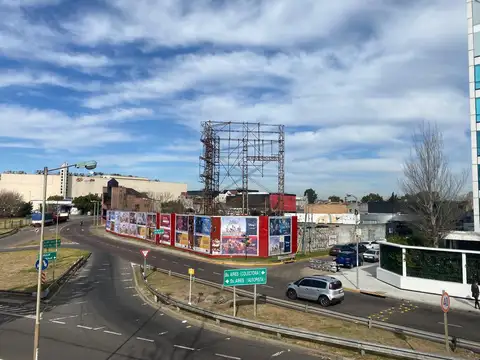 Panamericana y Bouchard
