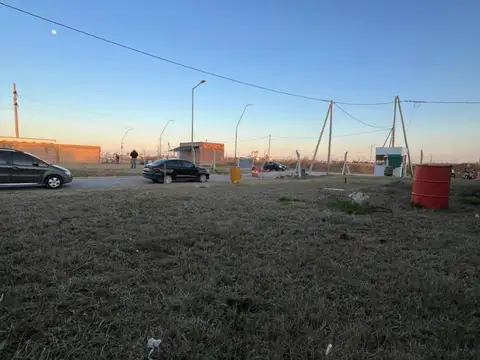 TERRENO EN VENTA SOLARES DE MANATIALES APTO DUPLEX