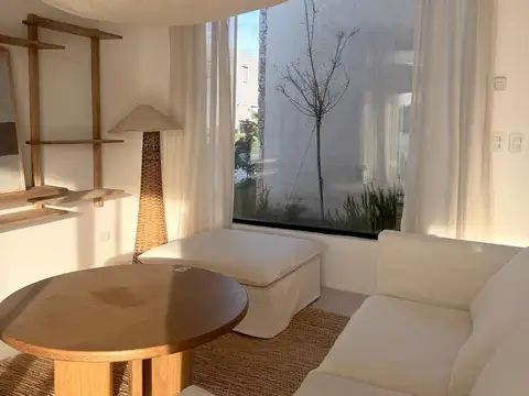 Casa 6 ambientes con 3 baños