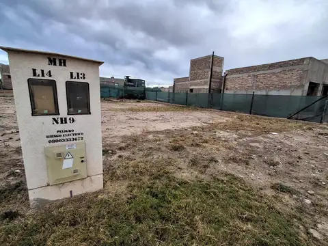 Terreno en Venta 10  mts Fondo