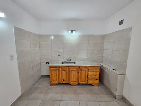 Departamento en Alquiler en Villa la Florida, $ 350.000
