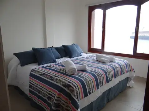 Gdor P Godoy 100, Piso 3