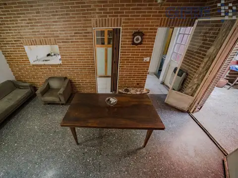 Depto Tipo Casa en Venta 60 años