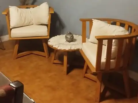 Casa 4 ambientes con 1 baño