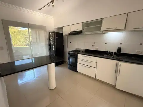 Casa en Alquiler de 3 dormitorios
