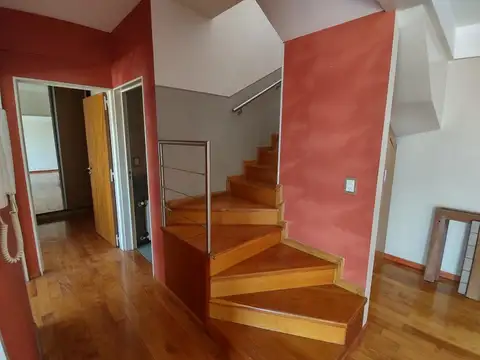 Departamento 5 ambientes con 3 baños