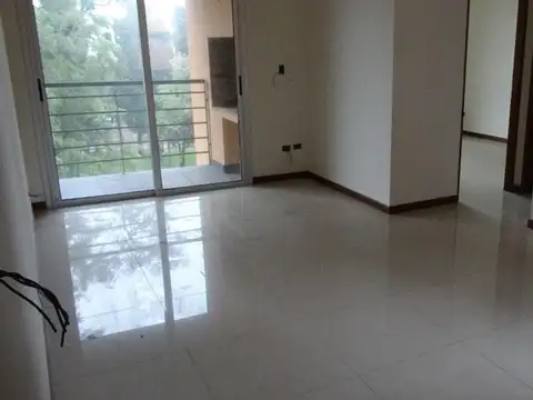 Capilla Del Señor 122 , Piso 4