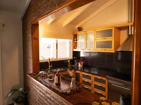 Casa en Venta en Ezpeleta Oeste, USD 180.000
