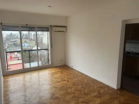 HERMOSO Y AMPLIO 3 AMB, BALCON COCINA GRANDE LAVADERO TODO LUZ Y SOL