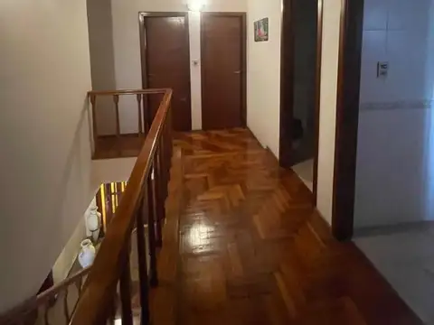 Casa en Venta en Berazategui, USD 250.000