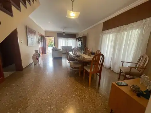 Casa en Venta de 5 dormitorios