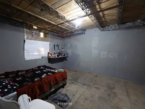 Casa 6 ambientes con 2 baños