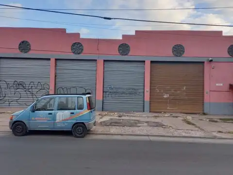 Av. Pres. Arturo U. Illia 5000