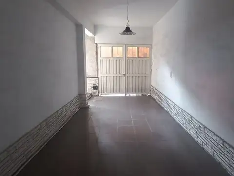 Depto Tipo Casa 4 ambientes con 3 baños