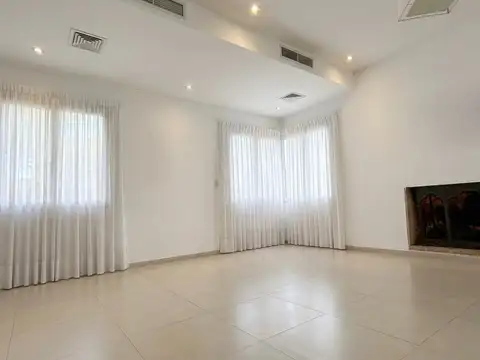 Casa en Alquiler 13 años