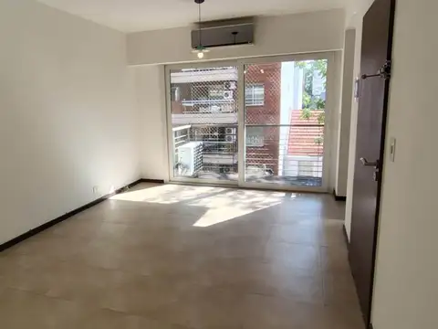 Pacheco 2300, Piso 3