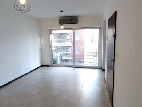 Pacheco 2300, Piso 3