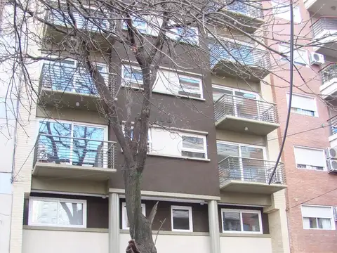 Semipiso de 3 Amb c/ toilette, balcon exc - Pacheco al 2300