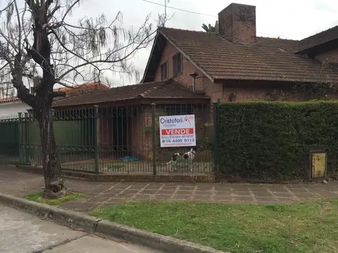Jorge Newbery 700