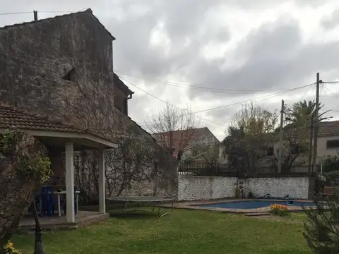Casa en Venta en Ciudad Jardín del Palomar, USD 480.000