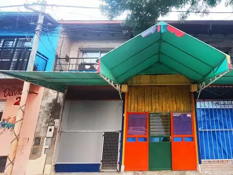 Venta | Casa de Planta Alta | 3 Dormitorios | Excelente ubicación | Granadero Baigorria