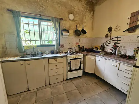 Casa en Venta en Lisandro De La Torre, USD 85.000