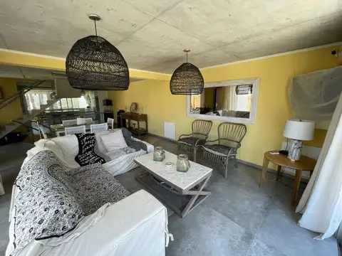 Casa en Alquiler Temporal en Montoya, USD 38.000