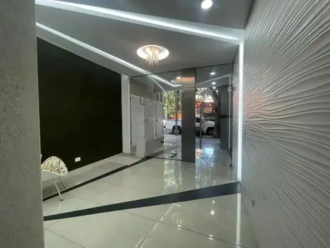 Miralla 1000, Piso 2
