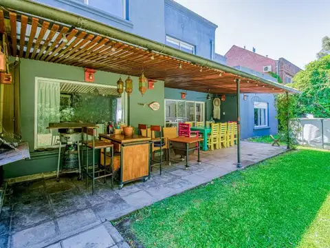 Casa en Venta con 1 cochera