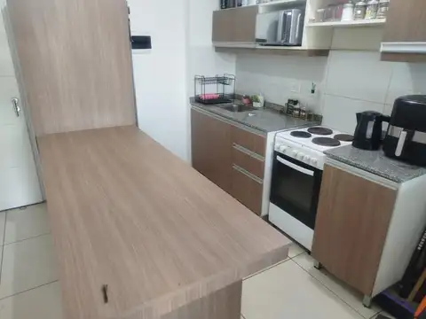 Amplio Departamento en venta ubicado al contra frente.