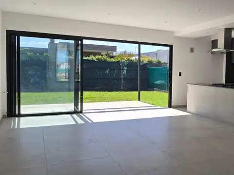 Casa en Venta en Lujan De Cuyo, USD 268.000