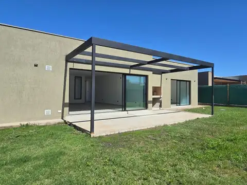 Casa en Venta al Este