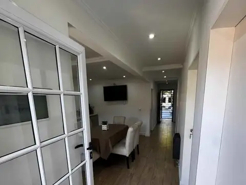VENTA CASA 3 AMB TEMPERLEY PILETA COCHERA JARDIN