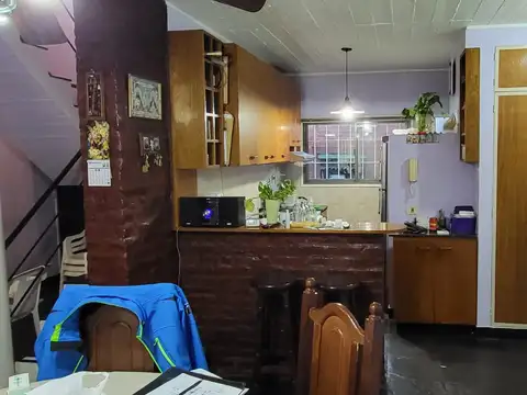 Casa en Alquiler con 1 cochera