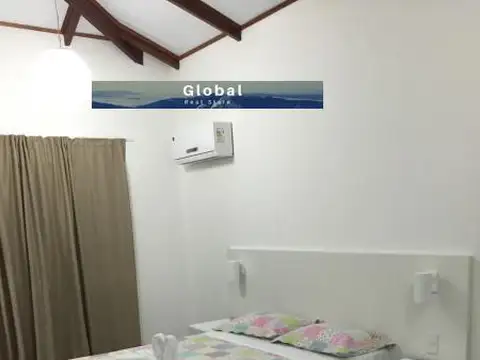 Casa 8 ambientes con 7 baños