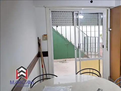 Casa 3 AMB c/ Cochera + Patio - PH -