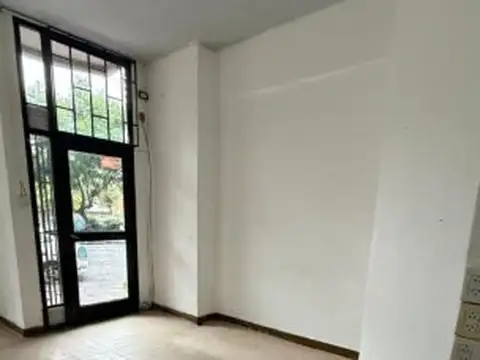 Local en Alquiler en Centro, $ 700.000