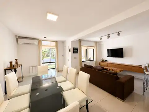 Casa en Venta al Este